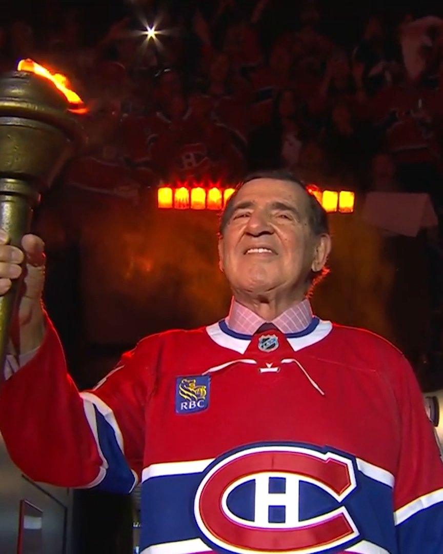 Kicking off Game 4 with Serge Savard carrying the torch in Montreal! 🔵⚪️🔴 #StanleyCup 🇺🇸: ESPN 🇨🇦: Sportsnet & TVA Sports