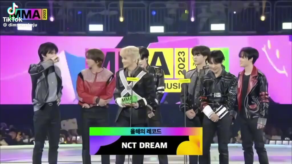 dreamzens on tiktok should be arrested for murder attempt