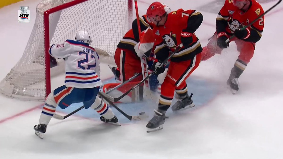 ANOTHER BIG STOP FROM DOSTAL 😱 THIS TIME IN THE FINAL MINUTE OF REGULATION! #StanleyCup 🇺🇸: ESPN 🇨🇦: Sportsnet & TVA Sports 2