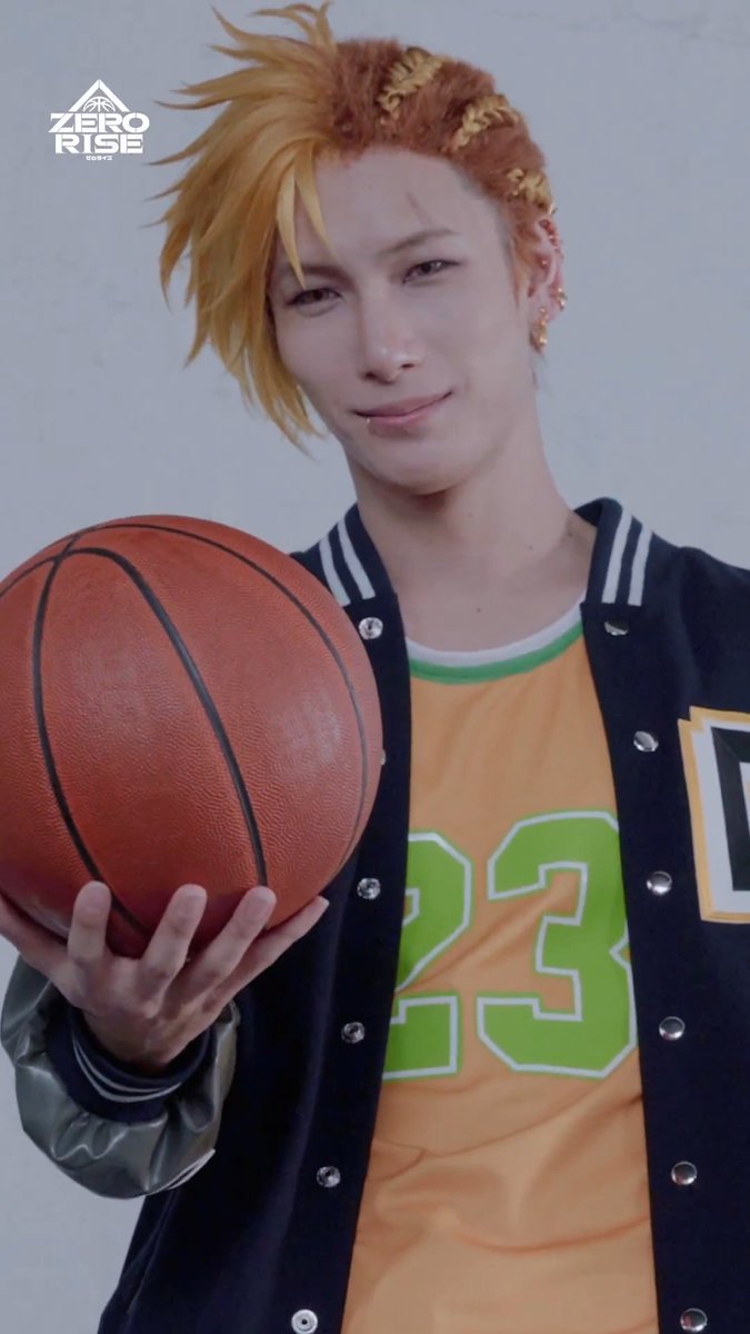 🏀ダテ(演:福井 巴也) ビジュアル撮影オフショット公開📹️ フルバージョン▶ 舞台『ZERO RISE』5月2日上演開始 「ゼロから這い上がる物語」の幕開けをお見逃しなく!