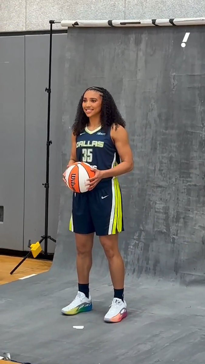 Azzi Fudd’s first WNBA Media Day 🤩