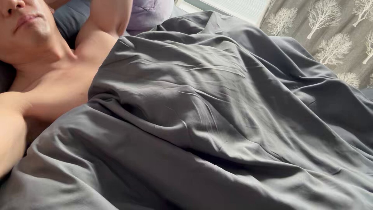 Just spent another full night sleeping caged and plugged…Woke up horny and desperate as usual 🥵 How’s everyone starting their week? 😈🔒🍆 KINK3D Topped Toys