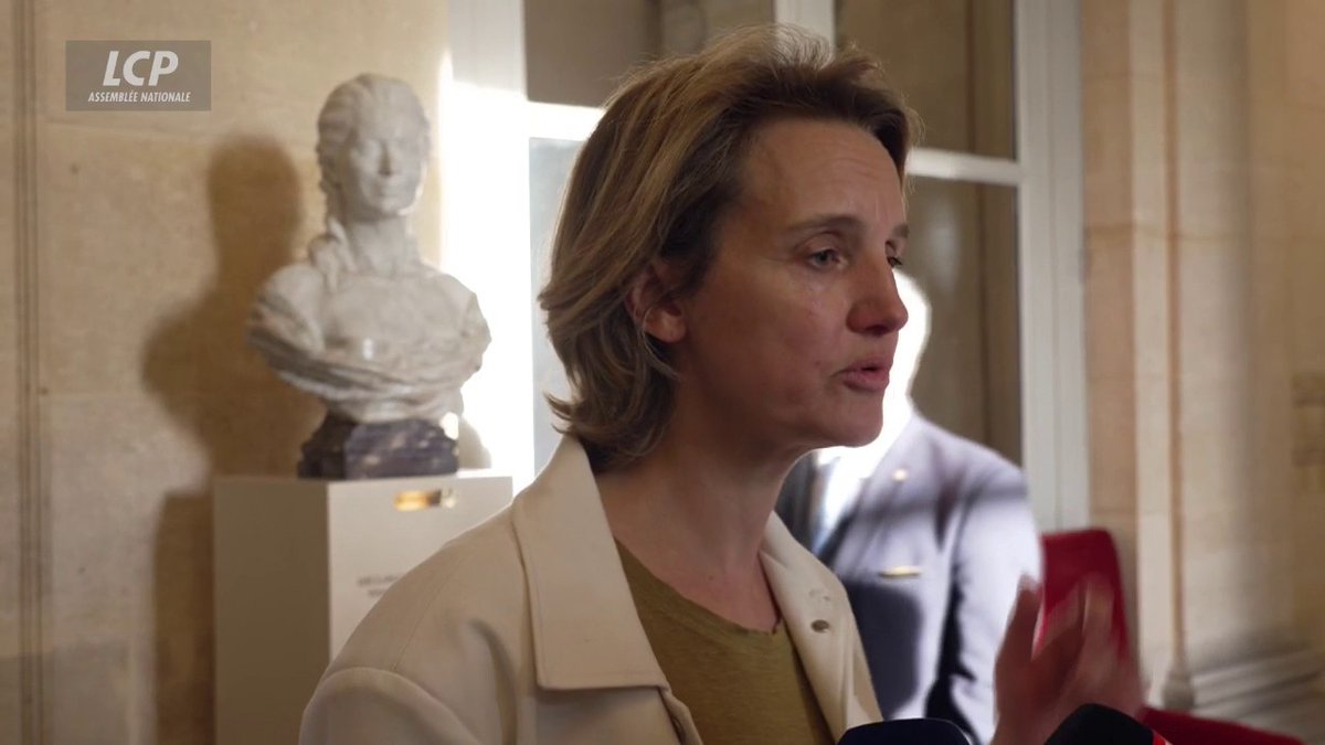 Audiovisuel public : "Si nous votions pour [le rapport], ça voulait dire qu'on acceptait tout ce qu'il y avait dedans, même ses dérives", dit Céline Calvez. "Et voter contre, c'était éventuellement participer à ce qu'il y ait une chape de plomb sur ce rapport."