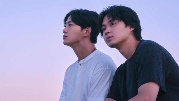 Two lonely young souls follow each other around the world for 10 years chasing their once-in-a-lifetime connection... SOUL MATE premieres May 14. Starring Hayato Isomura and Ok Taec-yeon. Written and Directed by Shunki Hashizume.