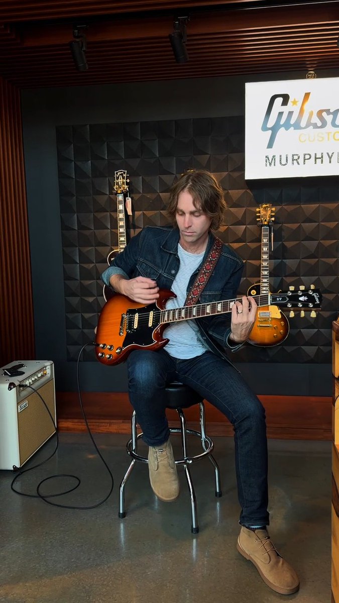 Sadler Vaden stopped by the Gibson Garage Nashville to give us a taste of his new Sadler Vaden SG Standard. Volume up!