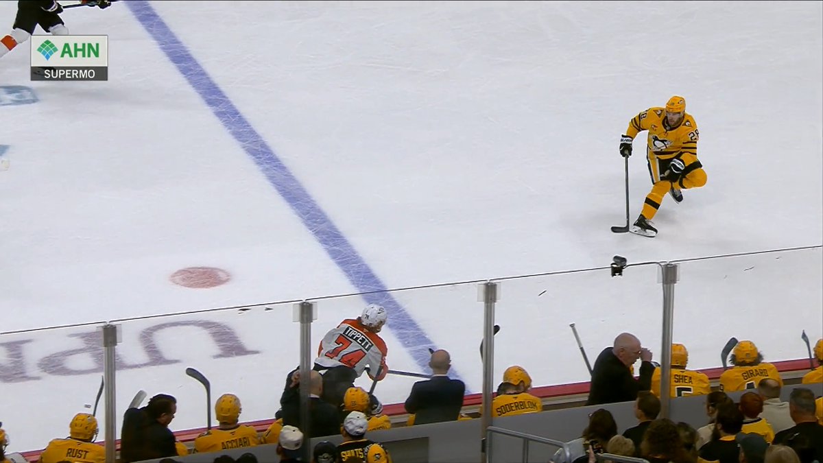 Does Trevor Zegras think this is a skills competition? 🤔 Tries to go between the legs on a breakaway and sends it wide... 😬
