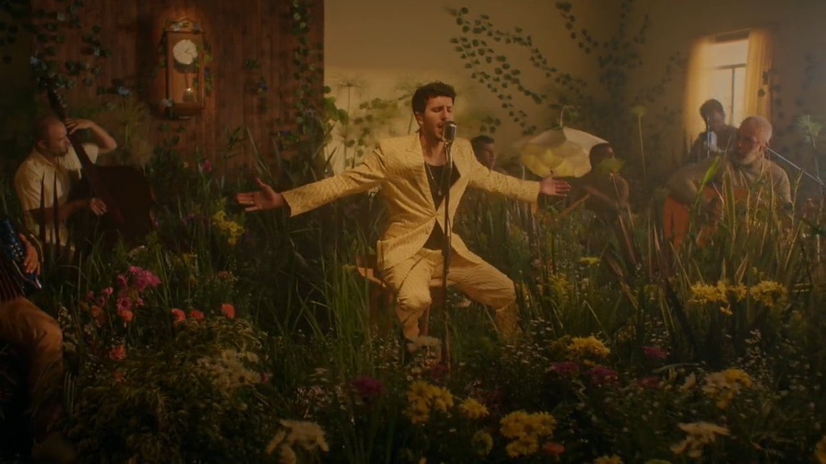 Continua sendo a música mais bonita e mais emocionante de um filme de animação nessa década. ‘We Don’t Talk About Bruno’ teria mesmo vencido o Oscar, mas a verdade é que ‘Dos Oruguitas’ merecia demais e ‘Encanto’ tinha que ter ganhado de todo jeito.