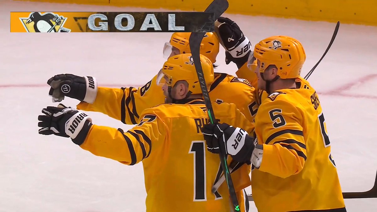 PENS RUN AWAY WITH THE LEAD!!! 🏃♂️ #StanleyCup 🇺🇸: ESPN 🇨🇦: Sportsnet & TVA Sports