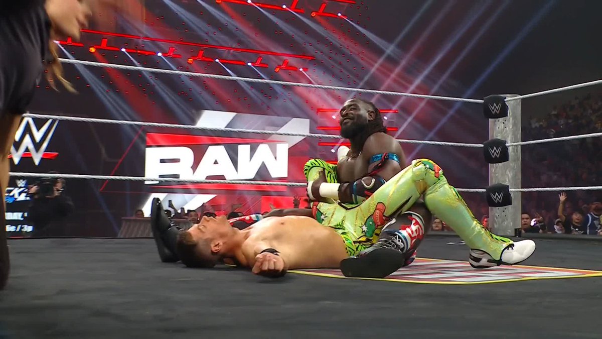 AND JUST LIKE THAT! 😮💨 Oba Femi wwe