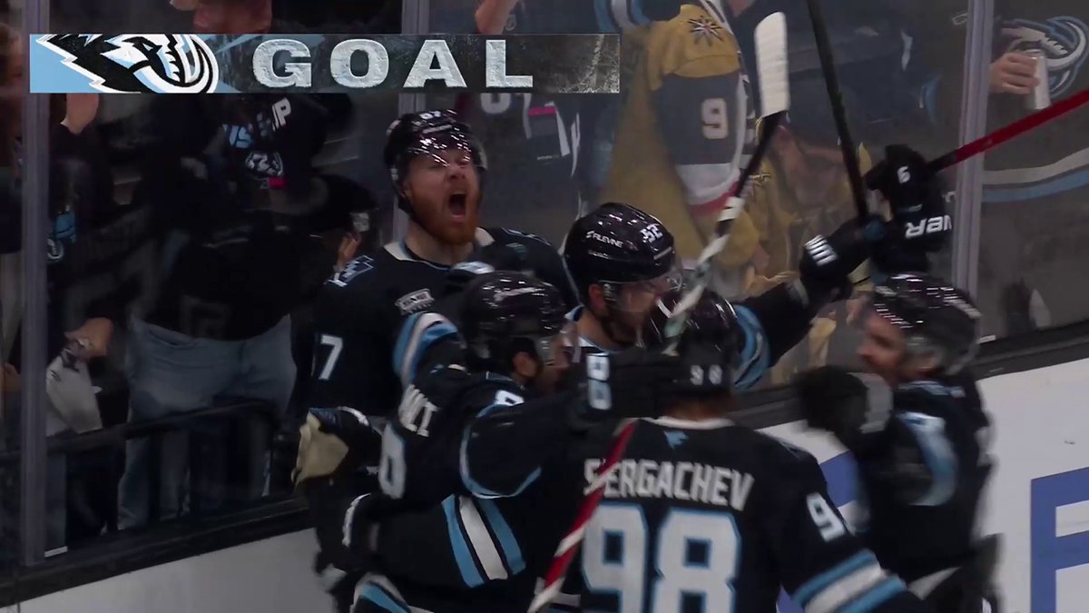 BACK IN BUSINESS! 😎 #StanleyCup The Utah Mammoth score TWO goals in just 29 seconds to make it within one! 🇺🇸: ESPN 🇨🇦: Sportsnet &amp; TVA Sports