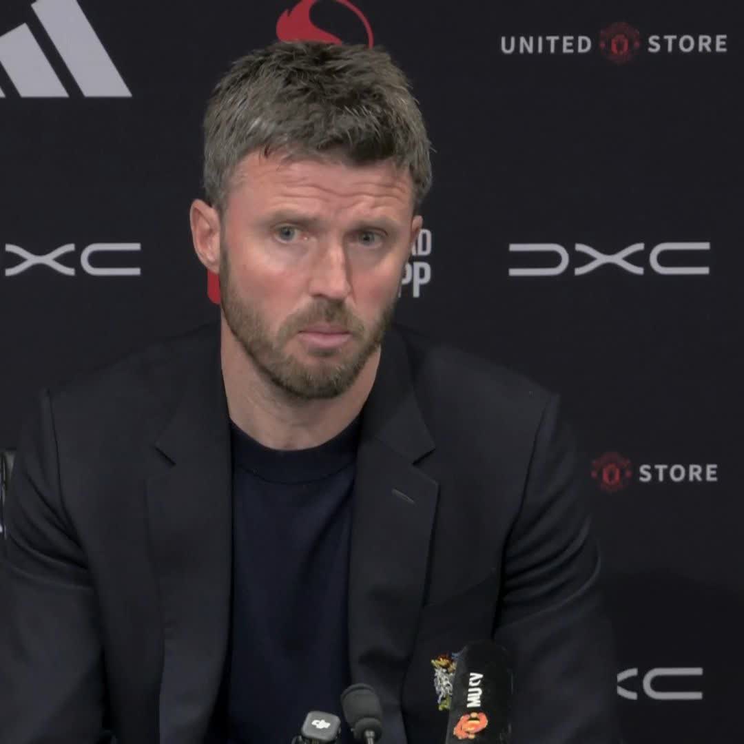 "He's got that connection with the supporters" 🔴 Michael Carrick praises Casemiro's influence after he scored his 9th goal of the season in Man United's 2-1 win over Brentford.