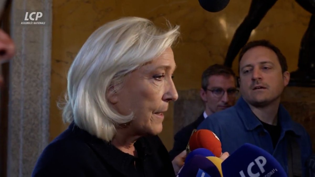 Le service public de l'audiovisuel coûte chaque année 4 milliards d'euros aux Français. Il faut que le Gouvernement se penche sur les préconisations formulées par le rapport de Charles Alloncle, qui a révélé de très lourds dysfonctionnements lors de la commission d'enquête.