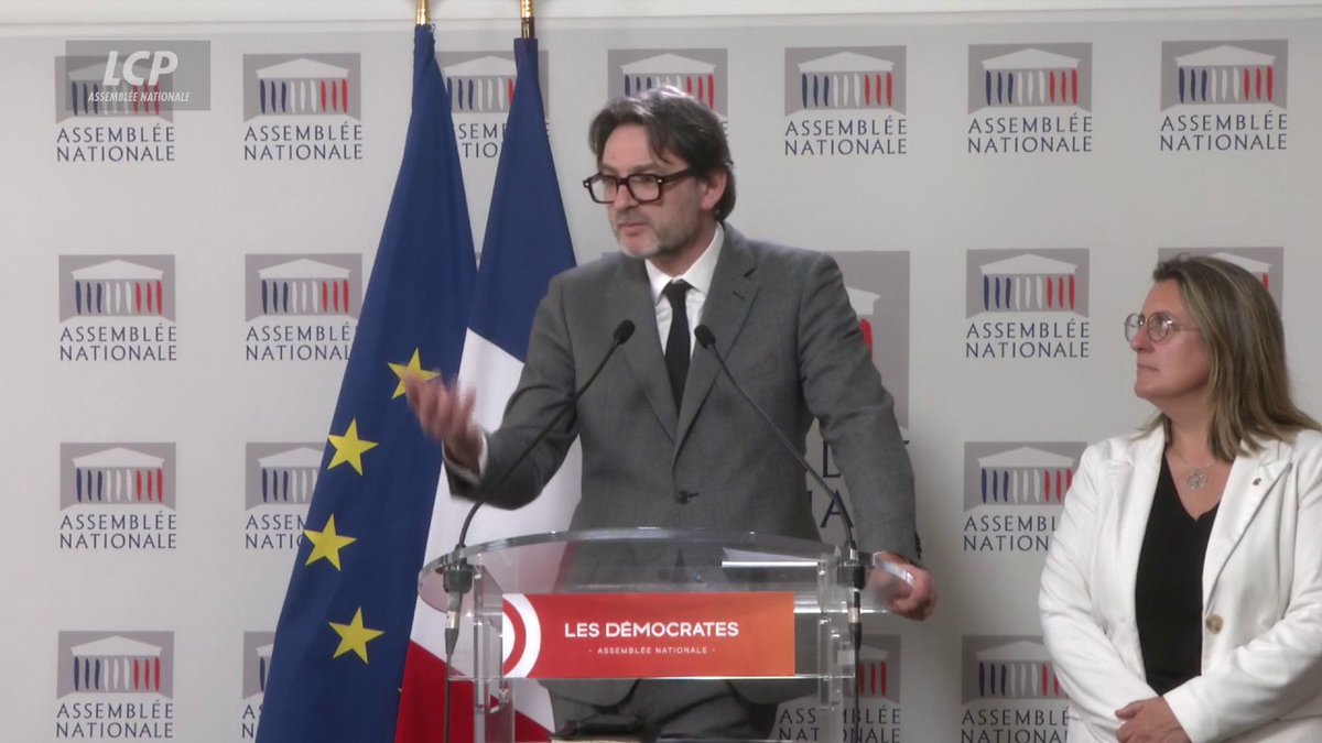 "Si M. Alloncle n'est pas capable de comprendre que l'audiovisuel public est un outil de souveraineté, moi je me demande si c'est vraiment un bon patriote", affirme Erwan Balanant (Les Démocrates). #DirectAN