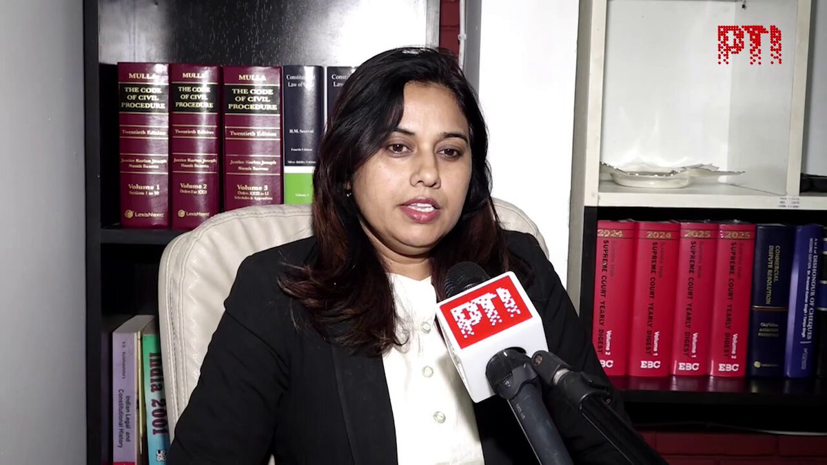 VIDEO | Delhi: On AAP chief Arvind Kejriwal’s 'Satyagraha' move, Advocate Vandana Sinha says, “Arvind Kejriwal has always followed Bapu, and as we all know, he had filed an application seeking recusal in the CBI case before Justice Swarana Kanta Sharma, which she has refused.”