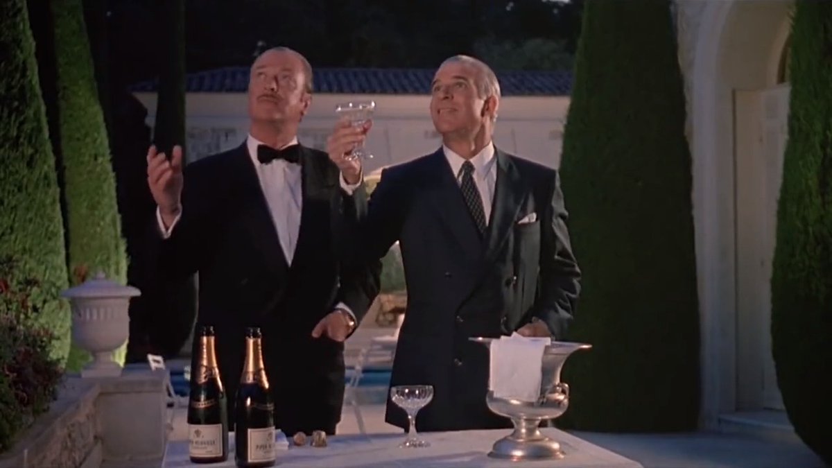 Dirty Rotten Scoundrels (1988) is one of those comedies that should get referenced way more, Michael Caine and Steve Martin play off each other perfectly, while Frank Oz keeps the whole thing sharp and elegant instead of pushing it into cheap comedy.