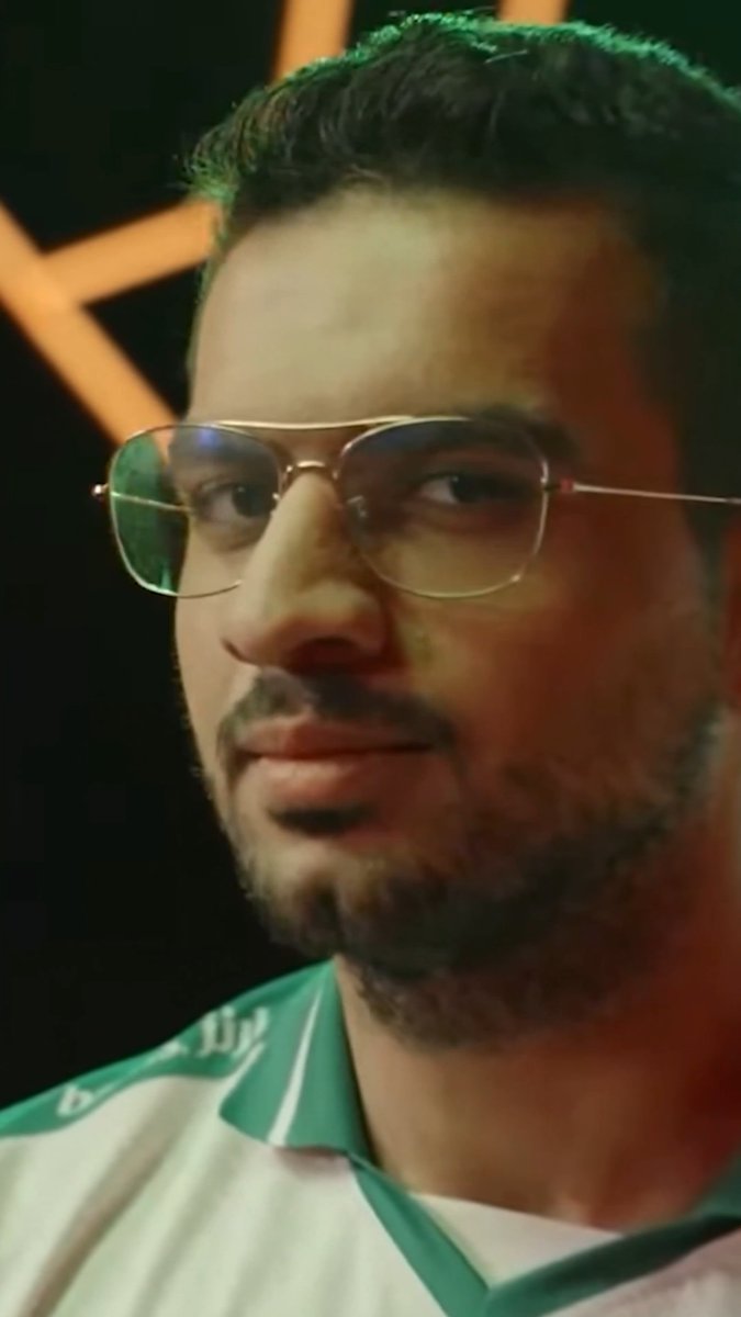 وصل النهائي وكان قريب من تحقيق حلمه لكن المحترفين الروسيين كانوا جدار في طريق لاعب فريق فالكونز Ammar Alassaf ❌ هل تتوقعون يحقق اللقب هذي السنة؟