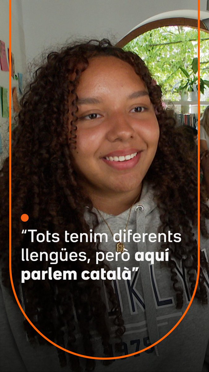 “Tots tenim llengües maternes diferents, però aquí parlem català.” És la llengua que els uneix. Han après català fa només uns mesos, des que van arribar dels seus països d’origen a Vic #SetmanaLlengua3Cat