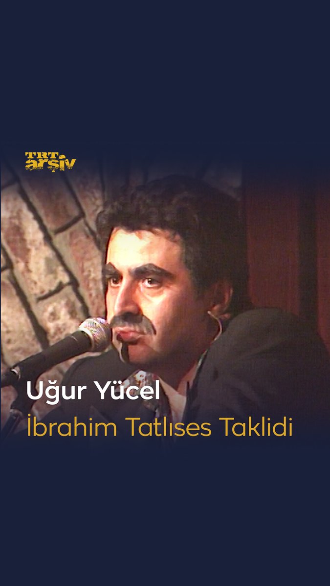 İbrahim Tatlıses, İtalyanca şarkı söyleseydi nasıl olurdu? 😄 1994 yılına gidiyor ve Uğur Yücel’in stand-up gösterisinden bir kesit izliyoruz. 🎤