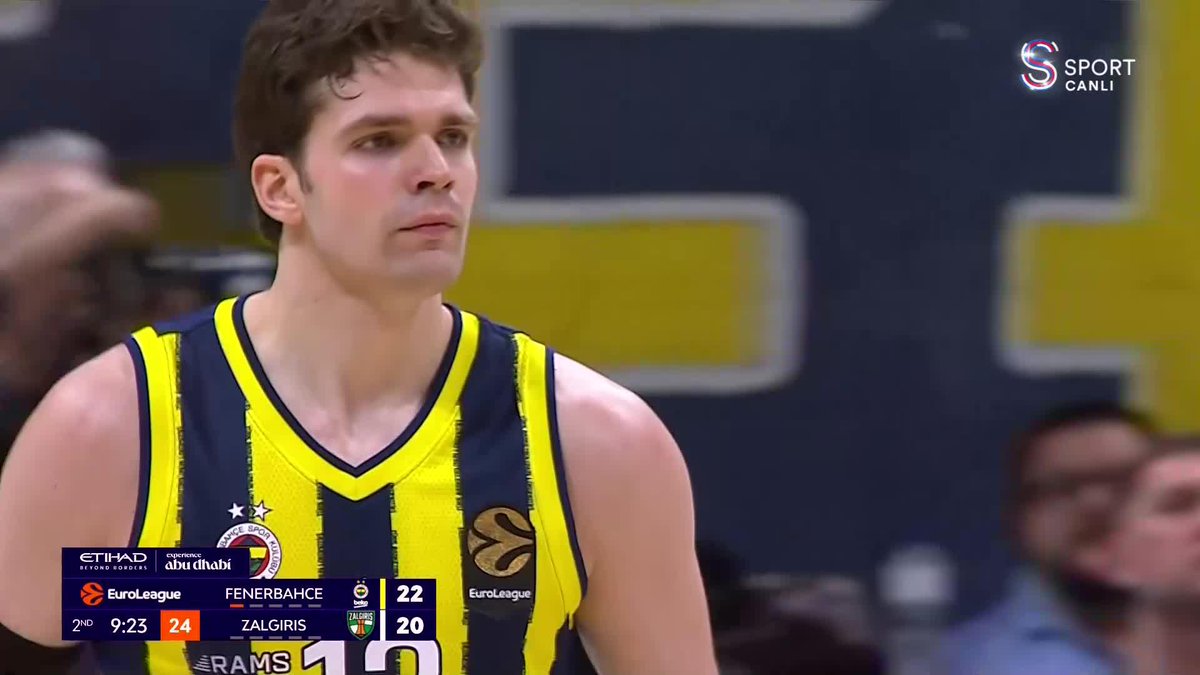 Tarık Biberovic alev alev! 🔥🏀
