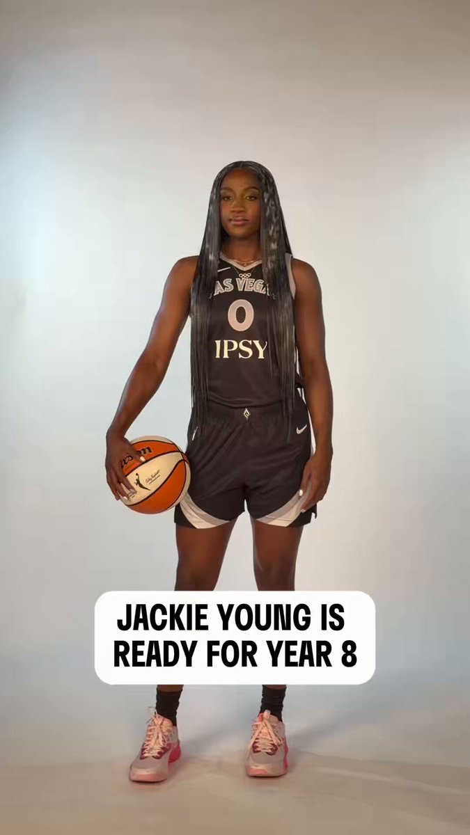 Ok hair 🔥 Jackie Young switchin’ it up for Year 8!