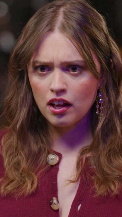 Aimee Lou Wood wipes the slate clean. #SNLUK #SNL #SaturdayNightLive