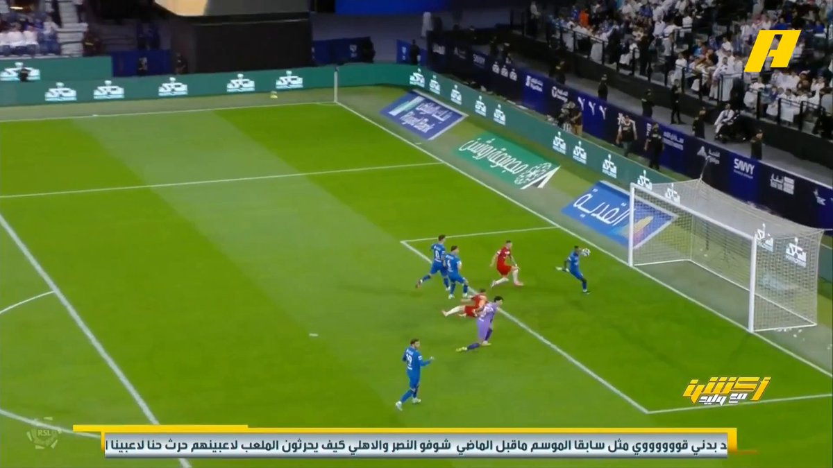 عن تدخل حارس الهلال بونو مع لاعب ضمك في الدقيقة 57 سمير عثمان: ضربة جزاء لم تحتسب لضمك .. المخالفة تمت من يد بونو التي لم تكن في الوضع الطبيعي وليست من القدم محمد فودة: بونو قام بإعاقة لاعب ضمك .. ضربة جزاء لضمك لم تحتسب #الهلال_ضمك مجاناً على MBC شاهد برنامج #أكشن_مع_وليد يومياً الساعة 11:30 مساءً بتوقيت السعودية على MBCAction لمتابعة البث المباشر