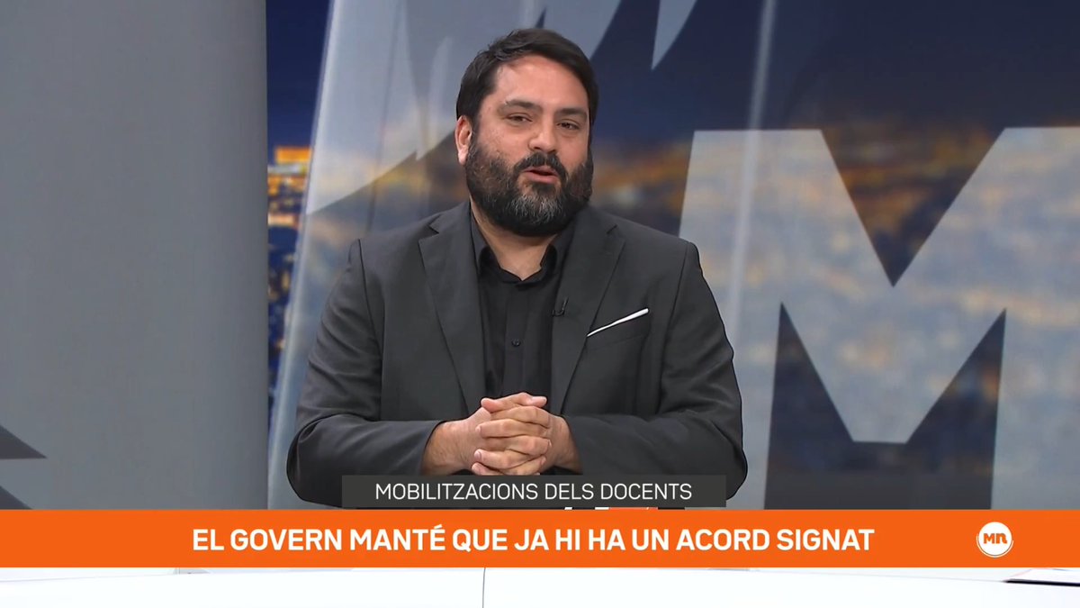 "El govern ha de seure a negociar amb els sindicats educatius majoritaris." Andreu Navarra, portaveu de Professors de Secundària, lamenta que no hi hagi cap oferta i demana que Educació mogui fitxa davant l'anunci d'un mes de vagues #MésNit3Cat