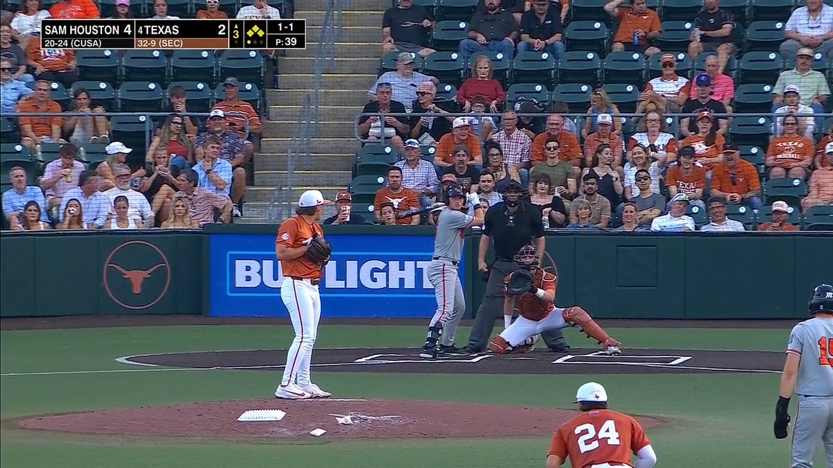 Kat’s putting on a show in Austin 👀 Wes Baker with a GRAND SLAM for Sam Houston Baseball to take an 8-2 lead! #NCAABaseball x 🎥 SECN+