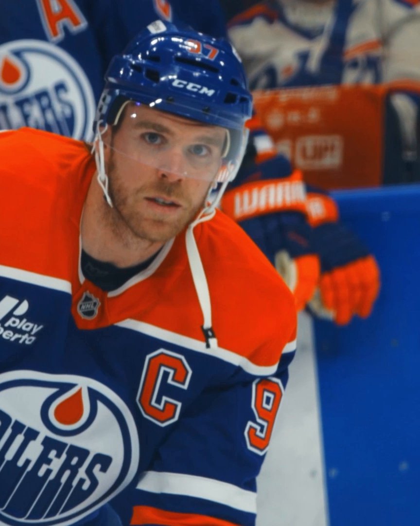 The Edmonton Oilers know what they're chasing... #StanleyCup 👀 🇺🇸: NHLonTNT 🇨🇦: Sportsnet & TVA Sports
