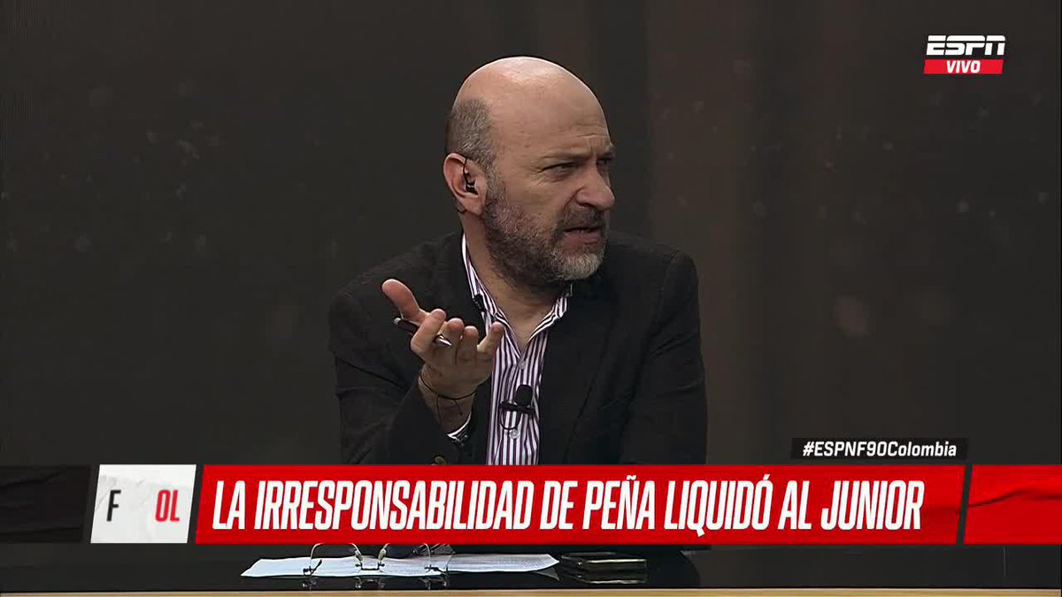 "Jermein Peña está mandando AL ABISMO al Junior, así de sencillo" Nicolás Samper y su crítica al central del Tiburón tras una nueva expulsión ▶️ No te pierdas #ESPNF90Colombia en el Plan Premium de #DisneyPlus