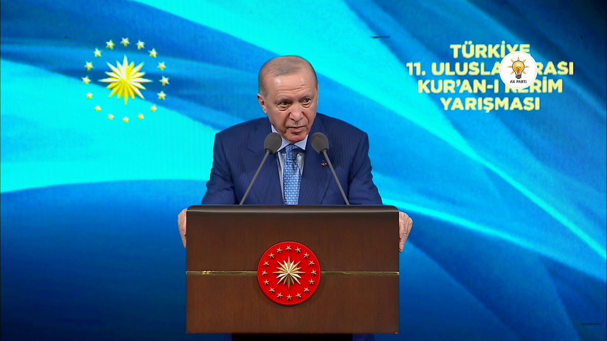 Sn. Cumhurbaşkanımız Recep Tayyip Erdoğan: “Sabredeceğiz, ümidimizi kaybetmeyeceğiz, bir duvarın tuğlaları misali birbirimize sıkıca kenetleneceğiz, zulmün ve zalimin olmadığı huzurlu bir geleceği inşallah hep birlikte inşa edeceğiz.”