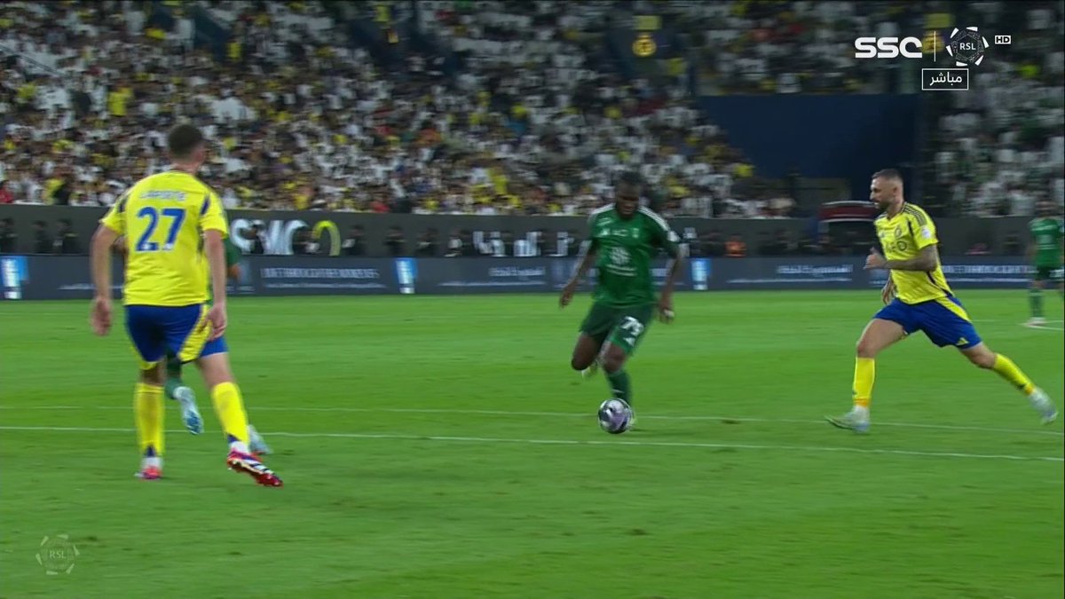 المواجهة الأخيرة بين الأهلي أمام النصر في دوري روشن على ملعب النصر تعادل ايجابي 🟡🤝🟢