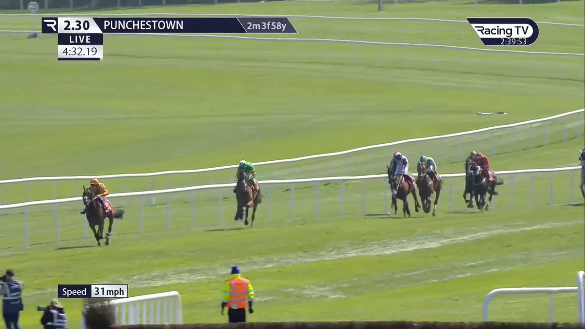 Great to see Paul Hennessy in the winners at Punchestown 👏 Jacovec Cavern bolts up at 33/1 in the day-two opener, the Adare Manor Opportunity Series Final