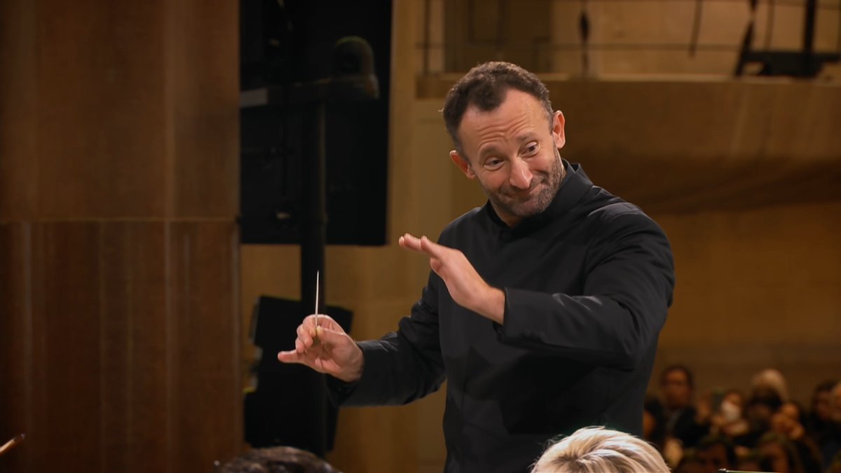 🇪🇺🎉🎶 Antoni Gaudí's Sagrada Família provided the setting for the 2023 Europakonzert with Kirill Petrenko. On the programme: Mozart's Coronation Mass with the Berliner Philharmoniker and the Barcelona-based choir Orfeó Català.