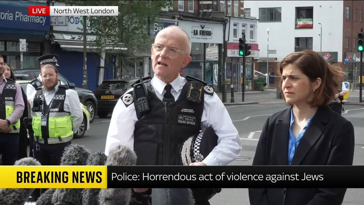 BREAKING: A man suspected of stabbing two Jewish men in Golders Green has a "history of serious violence and mental health issues", says Metropolitan Police commissioner Sir Mark Rowley. Latest 🔗 📺 Sky 501