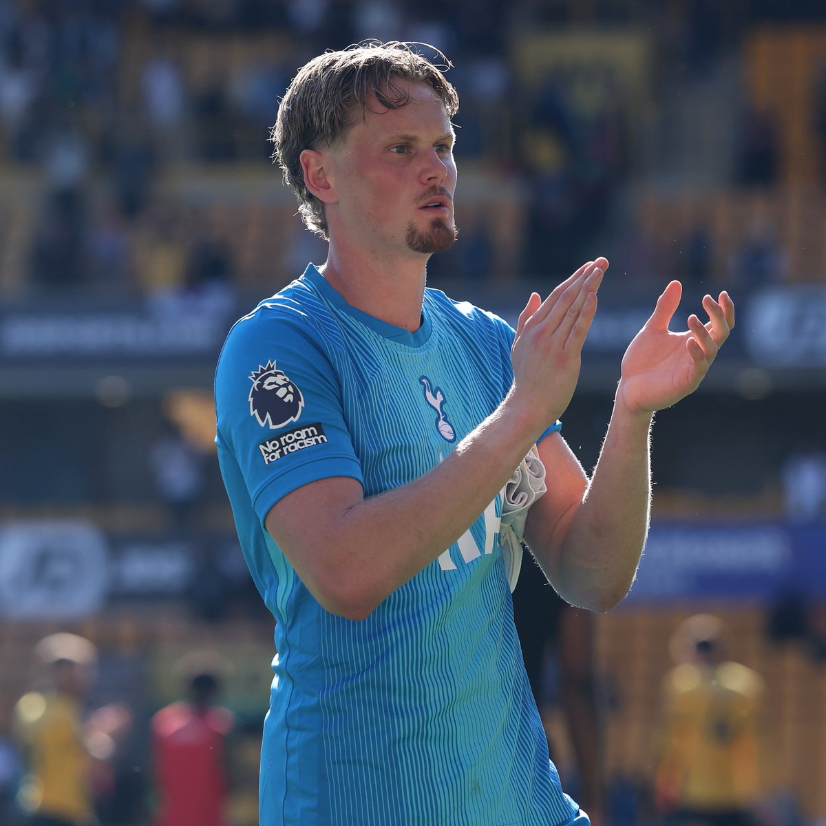 A match winning save from Antonin Kinsky 🔒 Did you see this moment from the Tottenham Hotspur goalkeeper in Matchweek 34? Take a look all the things you might have missed...