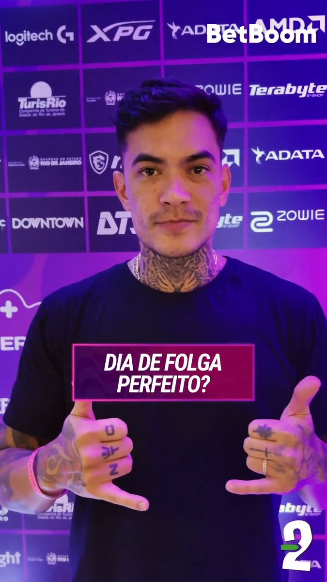 O homem sabe viver! 😂 Lincoln "fnx" lau