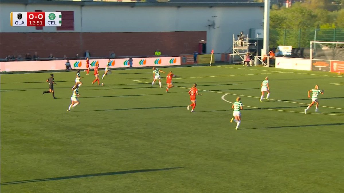 😮 Lisa Forrest’s penalty is saved! The Glasgow City forward’s attempt is denied by Celtic goalkeeper Adelaide Gay 🧤