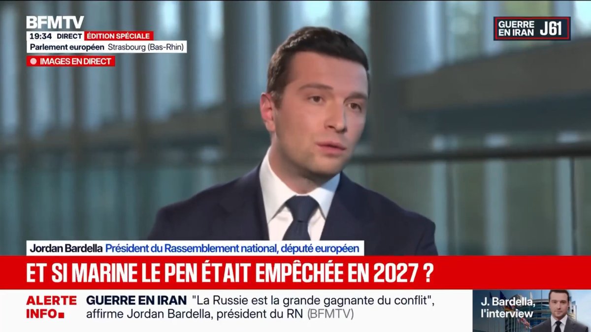 Marine Le Pen est innocente des faits qui lui sont reprochés : il y a un désaccord administratif entre le Parlement européen et les partis politiques sur la manière dont travaillent les assistants parlementaires. Je considère que les juges ne devraient pas faire de politique.