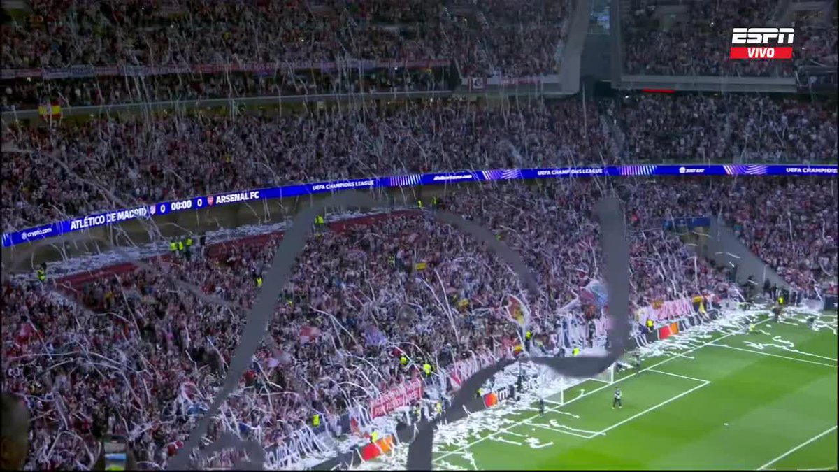 llegamos a un punto en el que tirar papelitos está permitido en europa pero NO EN ARGENTINA !!! mataron al futbol