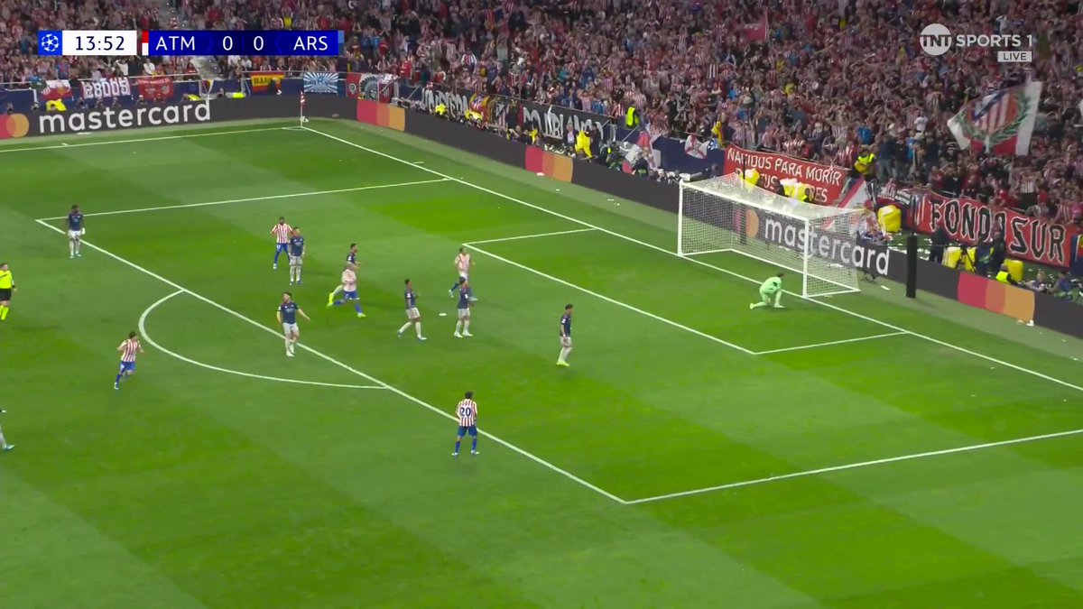 Big save from David Raya to deny Atletico Madrid an early lead 🧤 Watch live on TNT Sports and HBO Max
