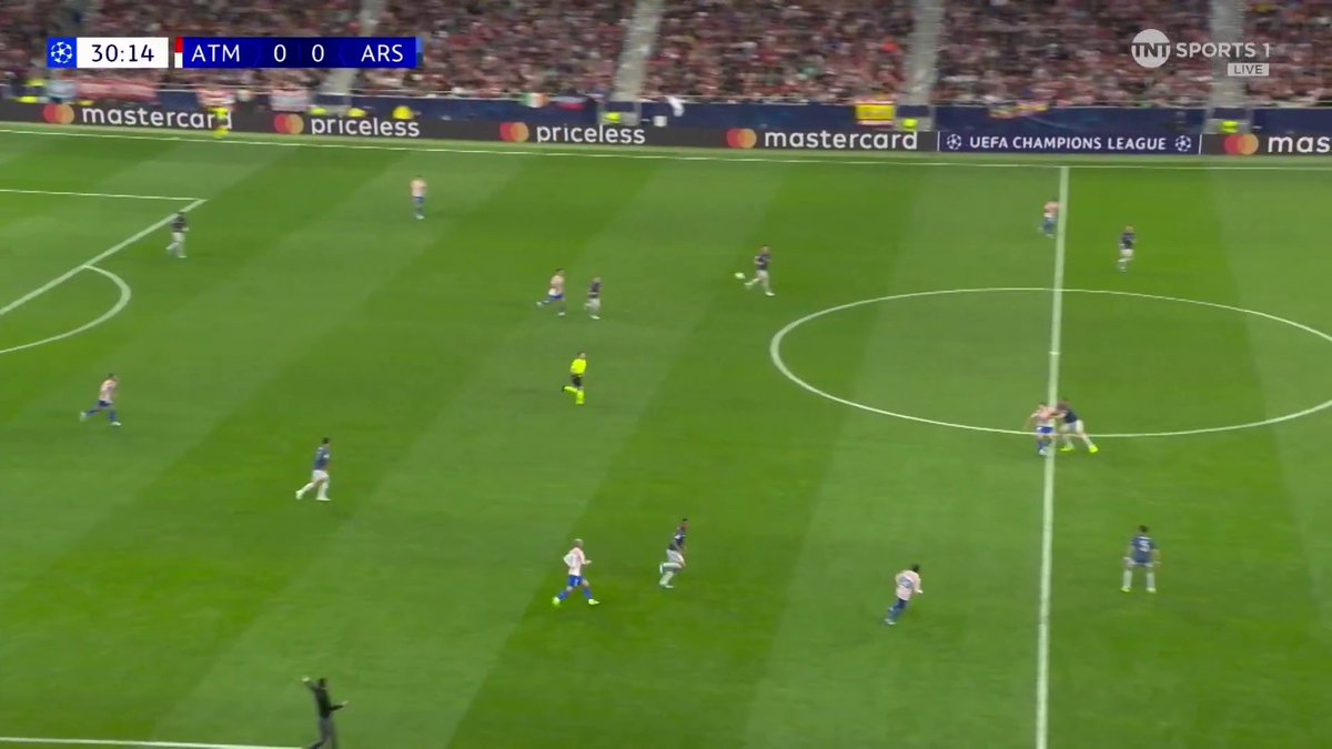 Noni Madueke’s shot is not far away 😮 Watch live on TNT Sports and HBO Max