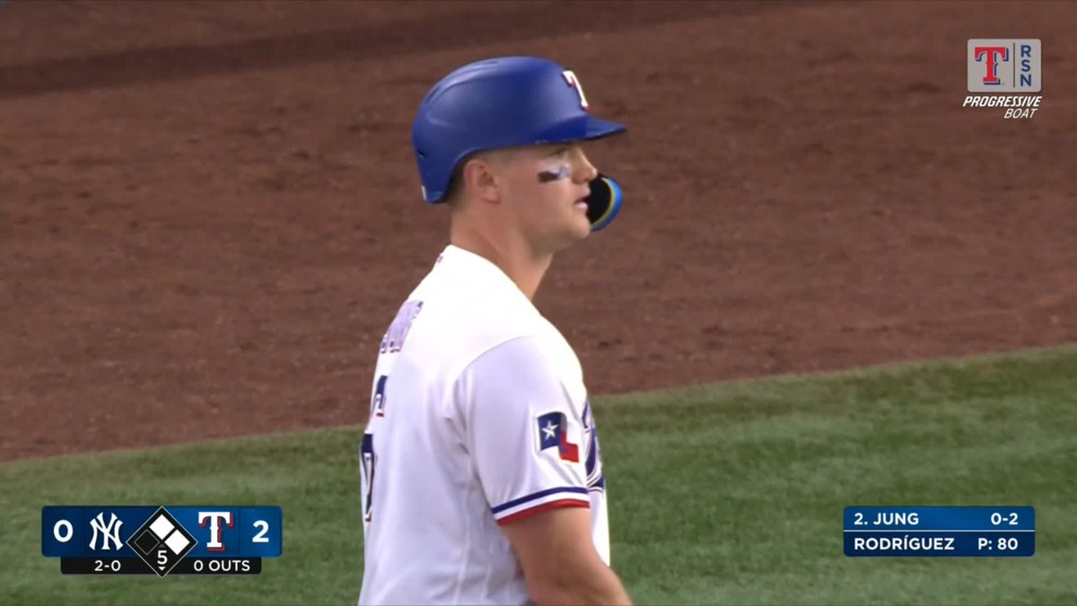 JOSH JUNG PUTS THE RANGERS AHEAD TO EXTEND HIS HIT STREAK TO 9 GAMES!