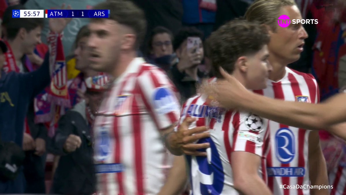 Viu a bola? O gol de Julián Álvarez. Atlético de Madrid 1x1 Arsenal. 🎥 TNT Sports BR