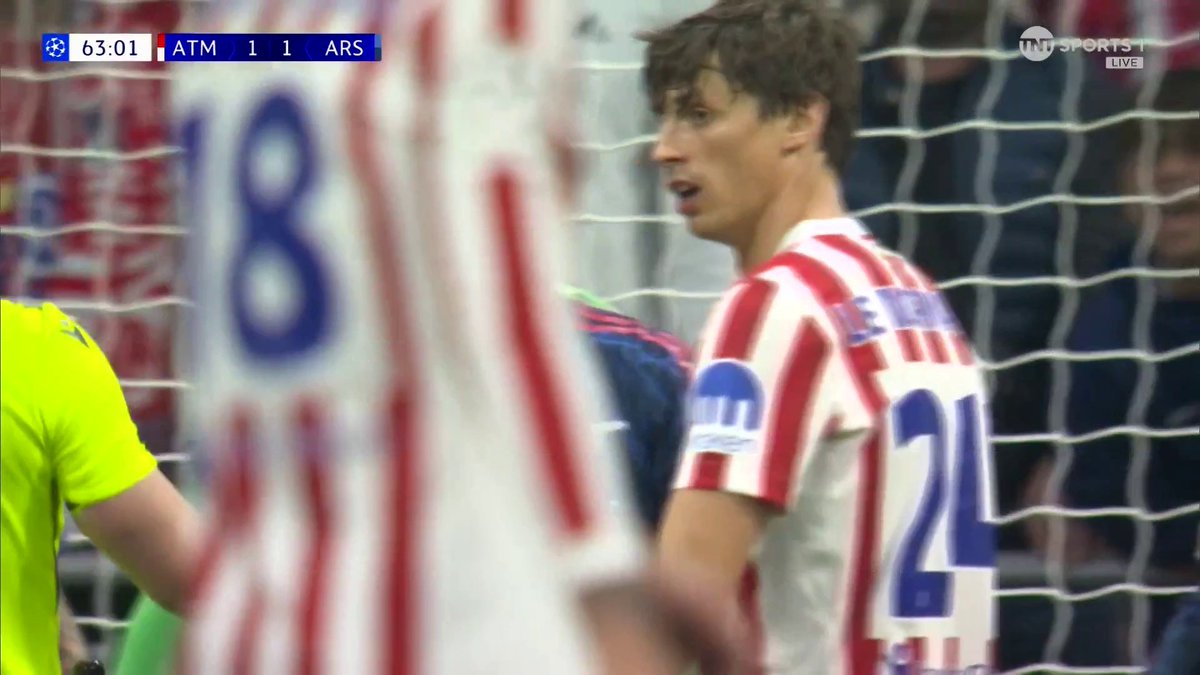 So close for Antoine Griezmann as he crashes one against the crossbar 😮 Watch live on TNT Sports and HBO Max
