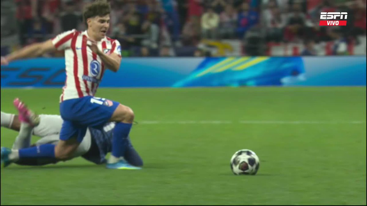 ⚠️🇦🇷 Julián Álvarez SALIÓ LESIONADO en la Semifinal de Champions League vs Arsenal.