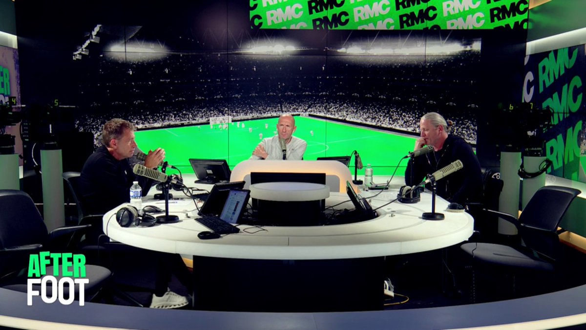🗣💬"Cette équipe est fatiguée, moins flamboyante et avec plus de stress. Tu es plus dans le contrôle parce que tu as moins les jambes et peur du résultat." Notre DDD anglaise Julien Laurens analyse la fin de saison poussive d'Arsenal, tenu en échec à l'Atlético (1-1).