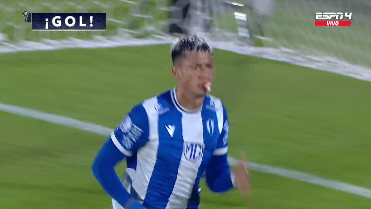FLOJITO COMO LE PEGÓ... La tranquilidad de Mimbacas, que caminando, sacó un zurdazo impresionante para el 3-0 de Juventud ante Puerto Cabello. 📺 #DisneyPlus Plan Premium