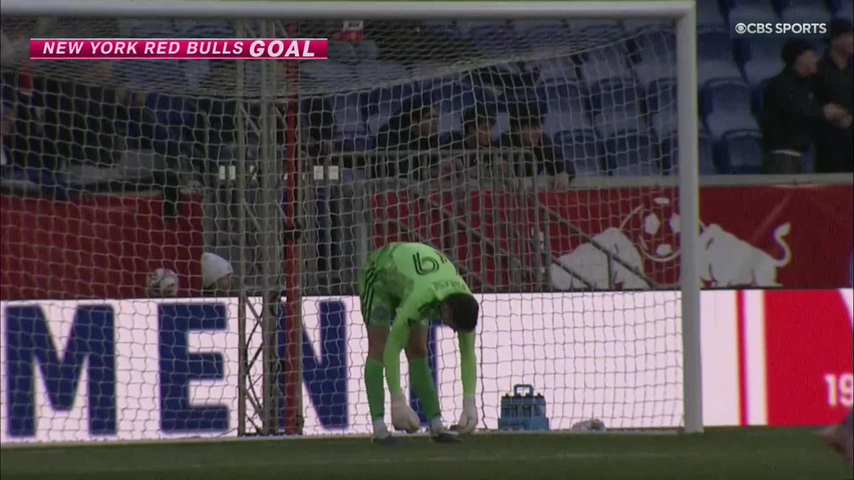 JULIAN HALL CAN’T STOP SCORING!!!