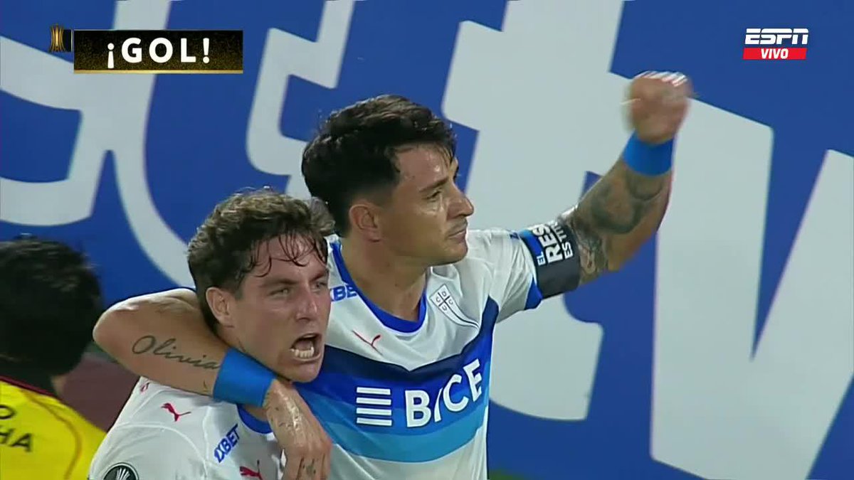 ⚽GOL de FERNANDO ZAMPEDRI para el 1-0 de UNIVERSIDAD CATÓLICA a Barcelona SC en Guayaquil.